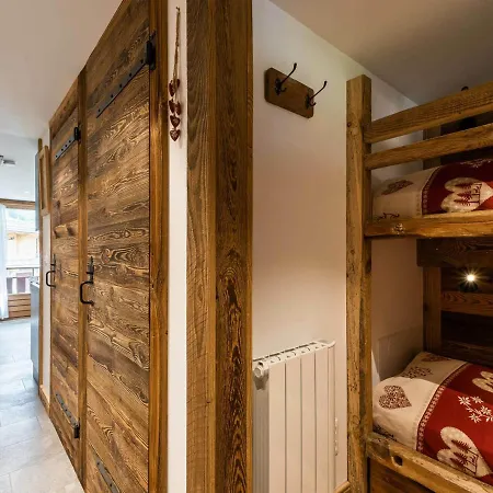 Renove, Calme Avec Garage A 1.9 Km Du Village - 3***, 4 Personnes, Wifi, Proche Navettes - Fr-1-304-235 La Clusaz