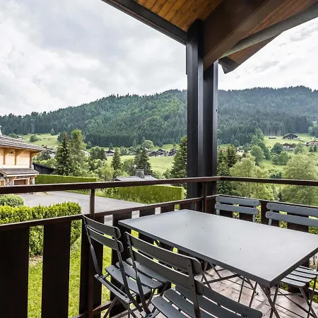 Renove, Calme Avec Garage A 1.9 Km Du Village - 3***, 4 Personnes, Wifi, Proche Navettes - Fr-1-304-235 *