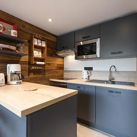 Renove, Calme Avec Garage A 1.9 Km Du Village - 3***, 4 Personnes, Wifi, Proche Navettes - Fr-1-304-235 Apartment La Clusaz